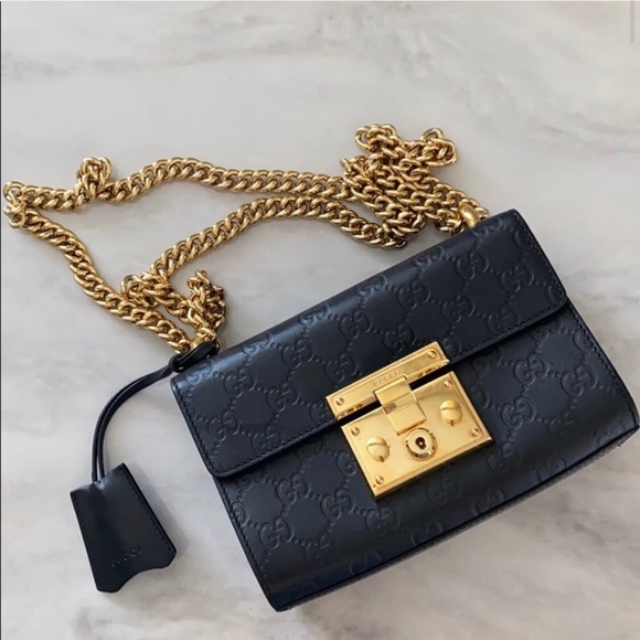 Gucci Padlock Small Signature Shoulder Bag (Black) - Picture 2 of 11